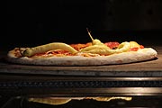 leckere Pizza im Galleria Ristorantino Eiscafe Pizzeria in München Großhadern (©Foto.Martin Schmitz)